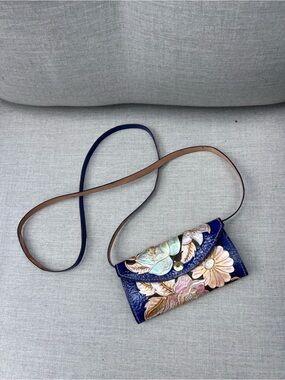 Hand Tooled Leather Floral Crossbody Bag Clutch Blue Iridescent Metallic Boho
